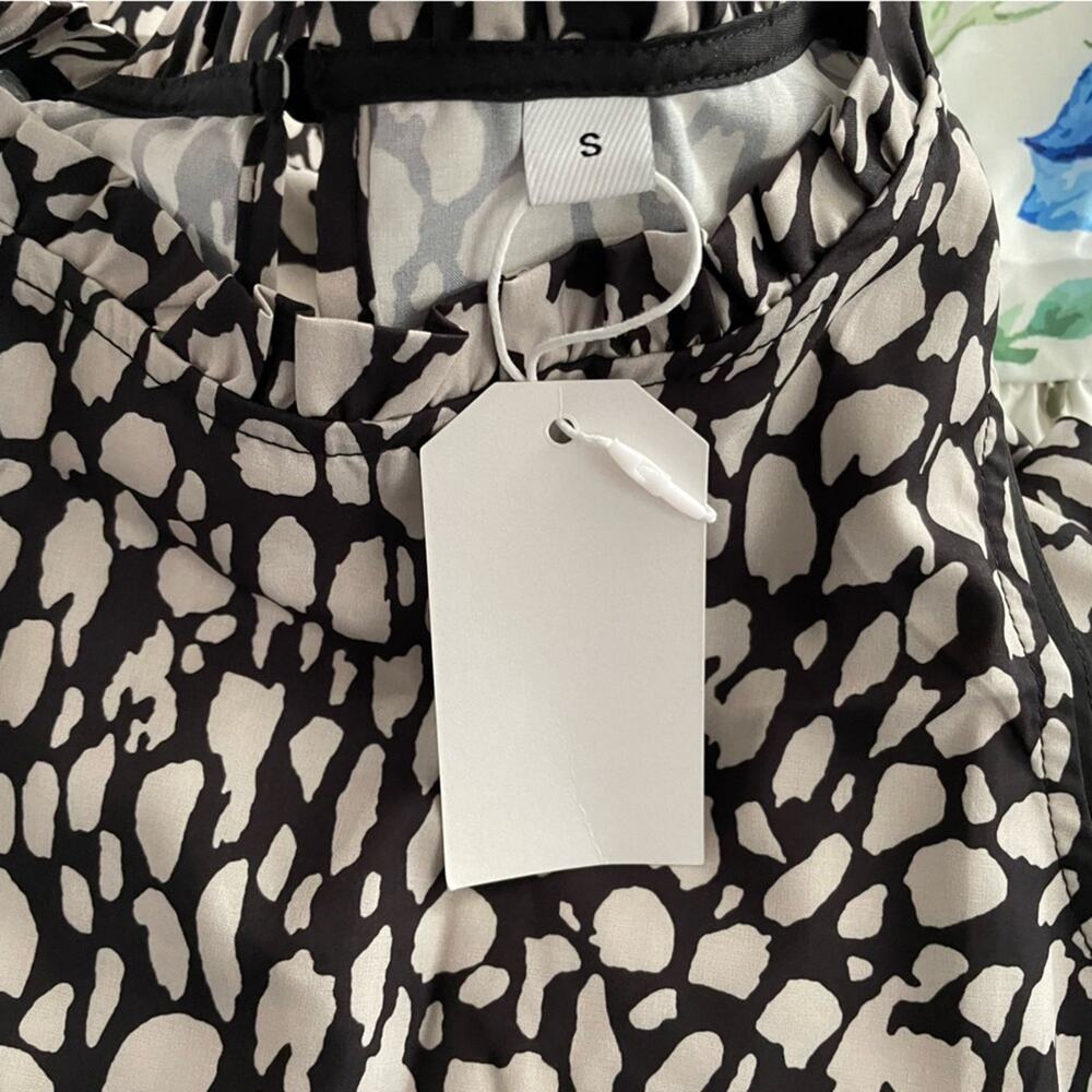 Boutique Printed Dress Size Small New - Picture 10 of 10